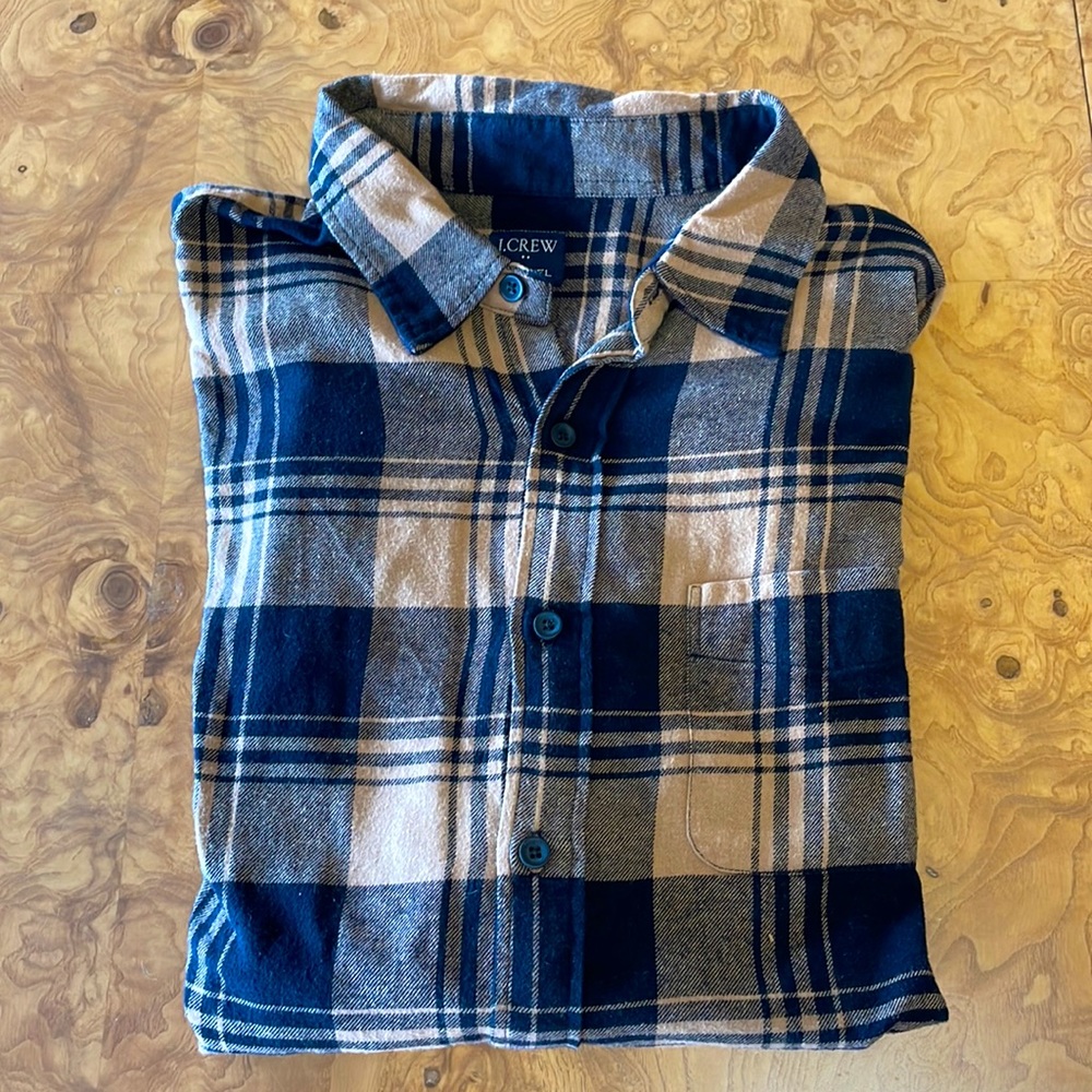 J. Crew long sleeve flannel button down, brown and black. Unworn but no tags.